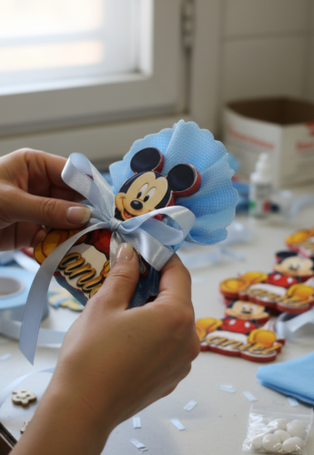 IMMAGINE-GIORNI-LIETI-ELABORATA-